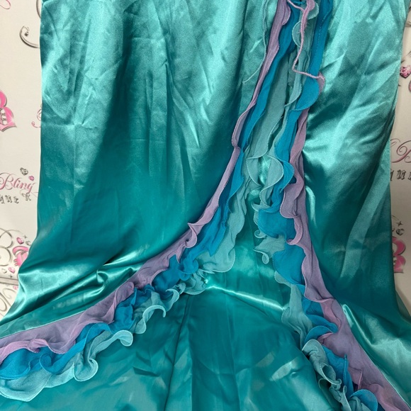 Alyce designs dress gown fairy beaded embroidered ruffle frills mermaid 🧜‍♀️ - Picture 8 of 16